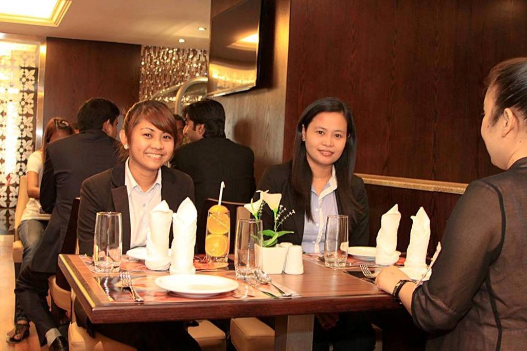Mark Inn Hotel Deira Dubai Bagian luar foto