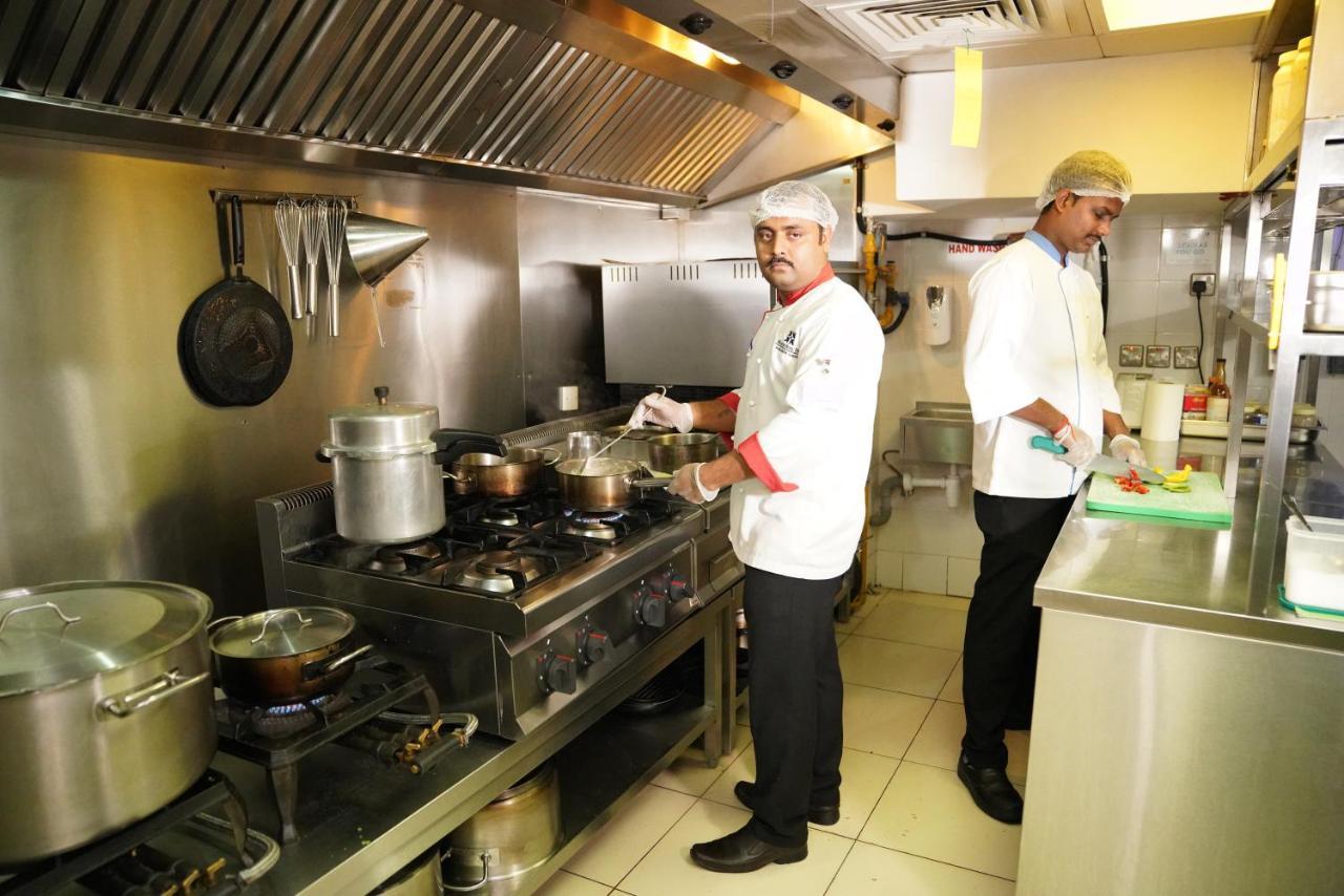 Mark Inn Hotel Deira Dubai Bagian luar foto